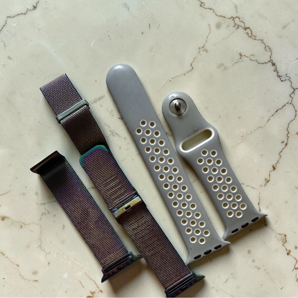 Gray and Iridescent Watch Bands Apple Watch 1